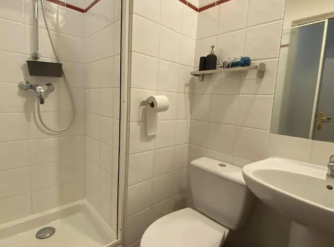 Apartment La Verriere - Idealement Place A 100 M De La *