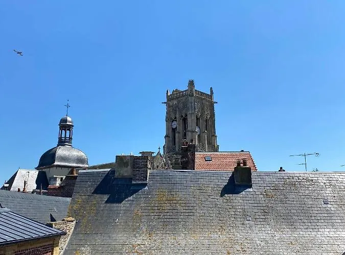 Apartment La Verriere - Idealement Place A 100 M De La Dieppe